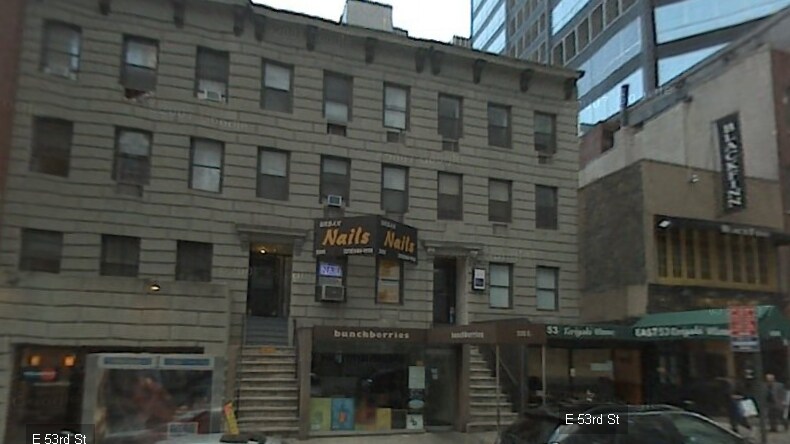 222 E 53rd St, New York, NY à vendre - Photo principale – Image 1 sur 2