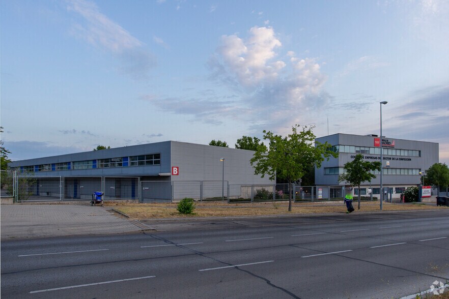 Avenida De La Cantueña, 2, Fuenlabrada, Madrid à louer - Photo principale – Image 1 sur 2