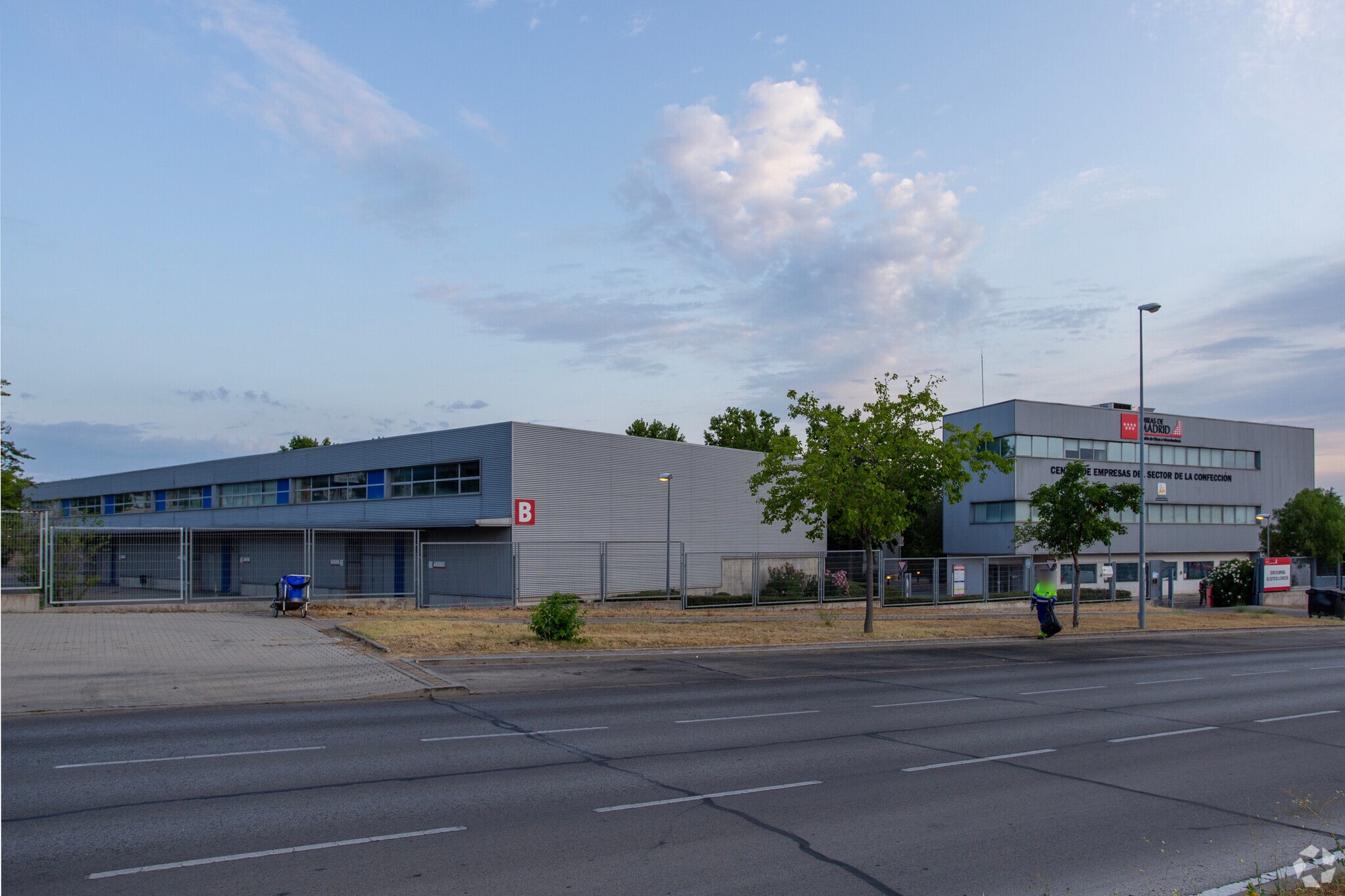 Avenida de la Cantueña, 2, Fuenlabrada, Madrid à louer Photo principale– Image 1 sur 3