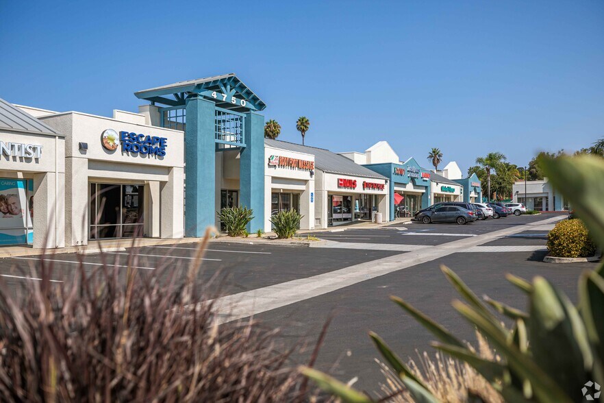 4750-4770 Oceanside Blvd, Oceanside, CA à louer - Photo de l’immeuble – Image 2 sur 6