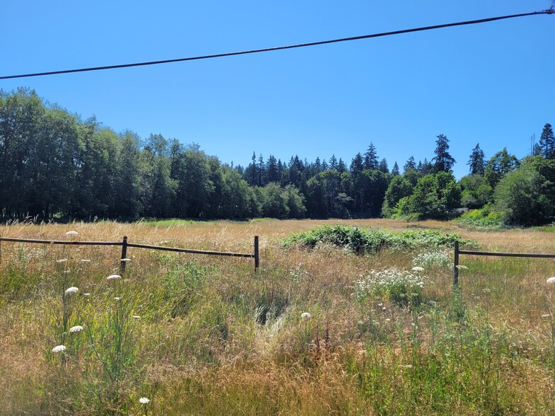 1663 Wilkinson Rd, Nanaimo, BC à vendre - Photo de l’immeuble – Image 2 sur 11