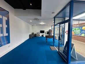 145-159 Eltham High St, Londres à louer Photo intérieure– Image 2 sur 8