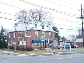 101 S Black Horse Pike, Haddon Heights, NJ à louer Photo de l’immeuble– Image 2 sur 4