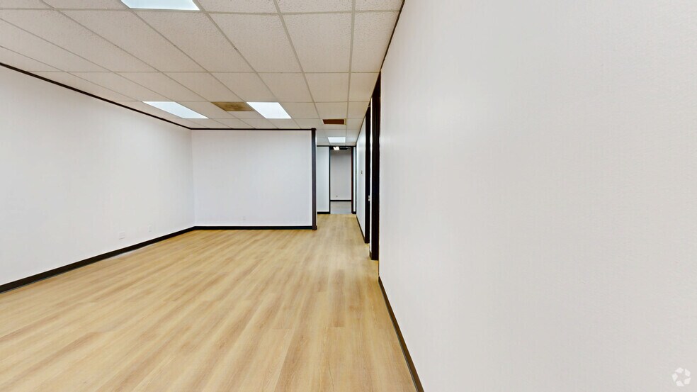 16203 Park Row, Houston, TX à louer - Numérisation 3D Matterport – Image 2 sur 10