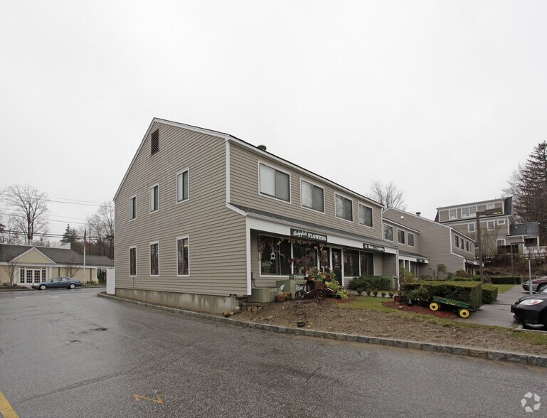 15-19 Danbury Rd, Ridgefield, CT à louer - Photo de l’immeuble – Image 2 sur 13