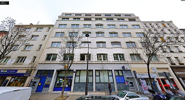 Plus de détails pour 228 Rue Du Faubourg Saint-Martin, Paris - Bureau, Local commercial à louer
