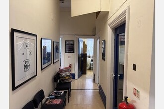 70-74 High St, Belfast à louer Photo intérieure– Image 1 sur 4