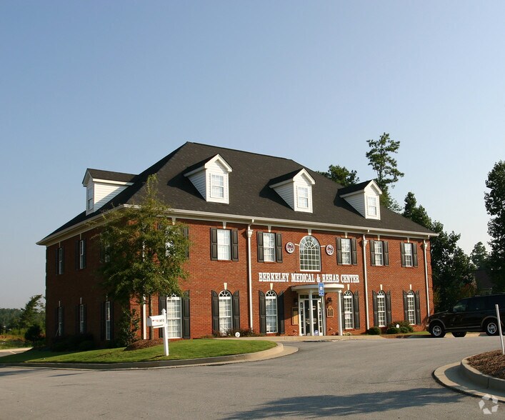 4711 Peachtree Industrial Blvd, Berkeley Lake, GA à louer - Photo de l’immeuble – Image 2 sur 45