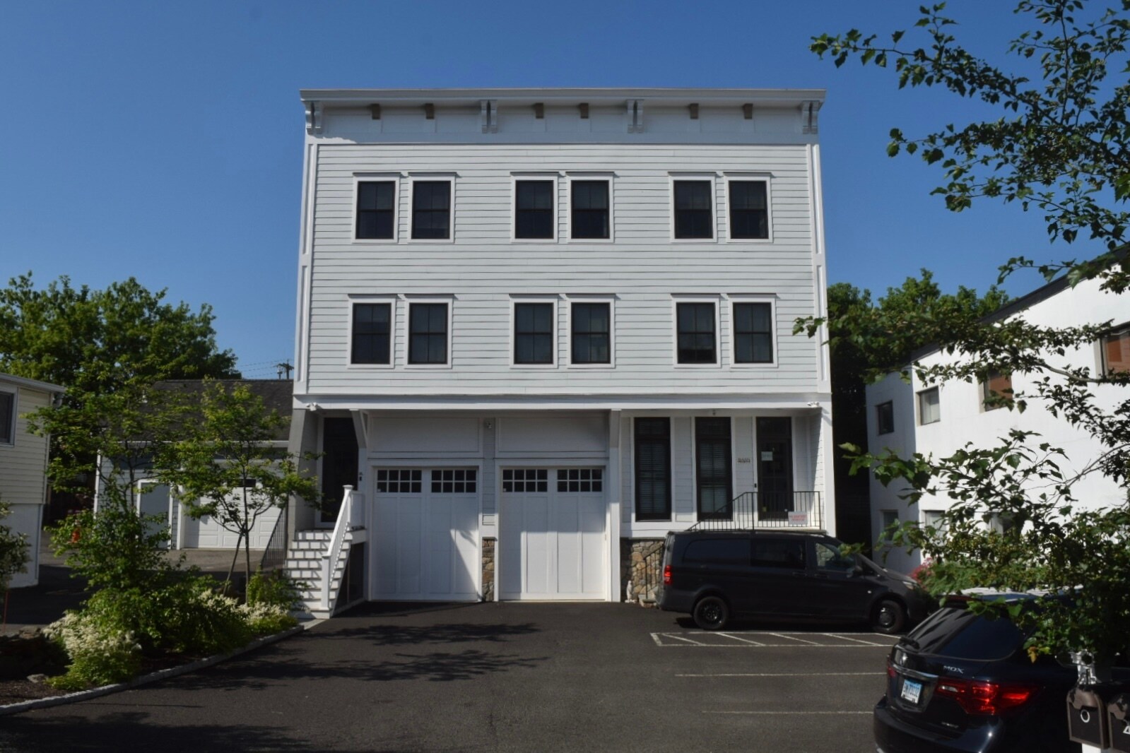 4 Armonk St, Greenwich, CT à louer Photo de l’immeuble– Image 1 sur 4