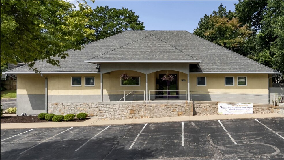 7410 Switzer, Shawnee, KS à vendre - Photo de l’immeuble – Image 1 sur 10
