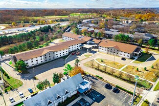 Plus de détails pour 31525 W 12 Mile Rd, Farmington Hills, MI - Santé à vendre