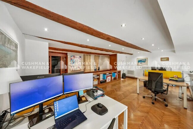 Plus de détails pour Bureau à louer