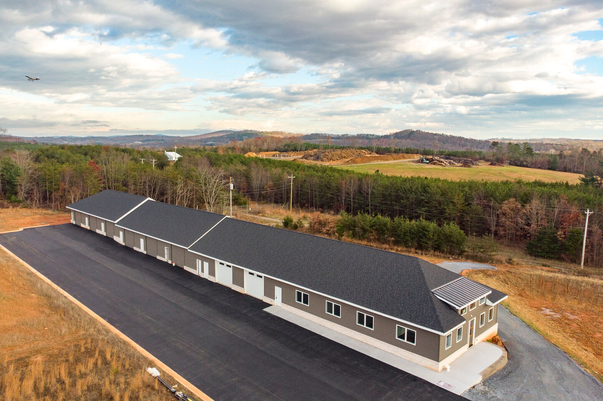 941 Waterlick Rd, Lynchburg, VA à louer Photo principale– Image 1 sur 8