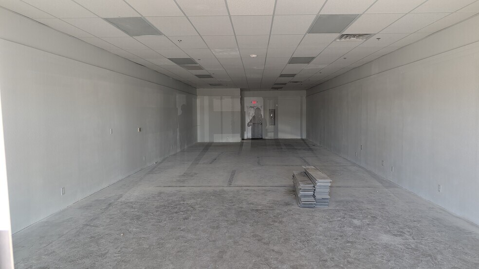 1360 E Nevada Highway 372, Pahrump, NV à louer - Photo de l’immeuble – Image 3 sur 9