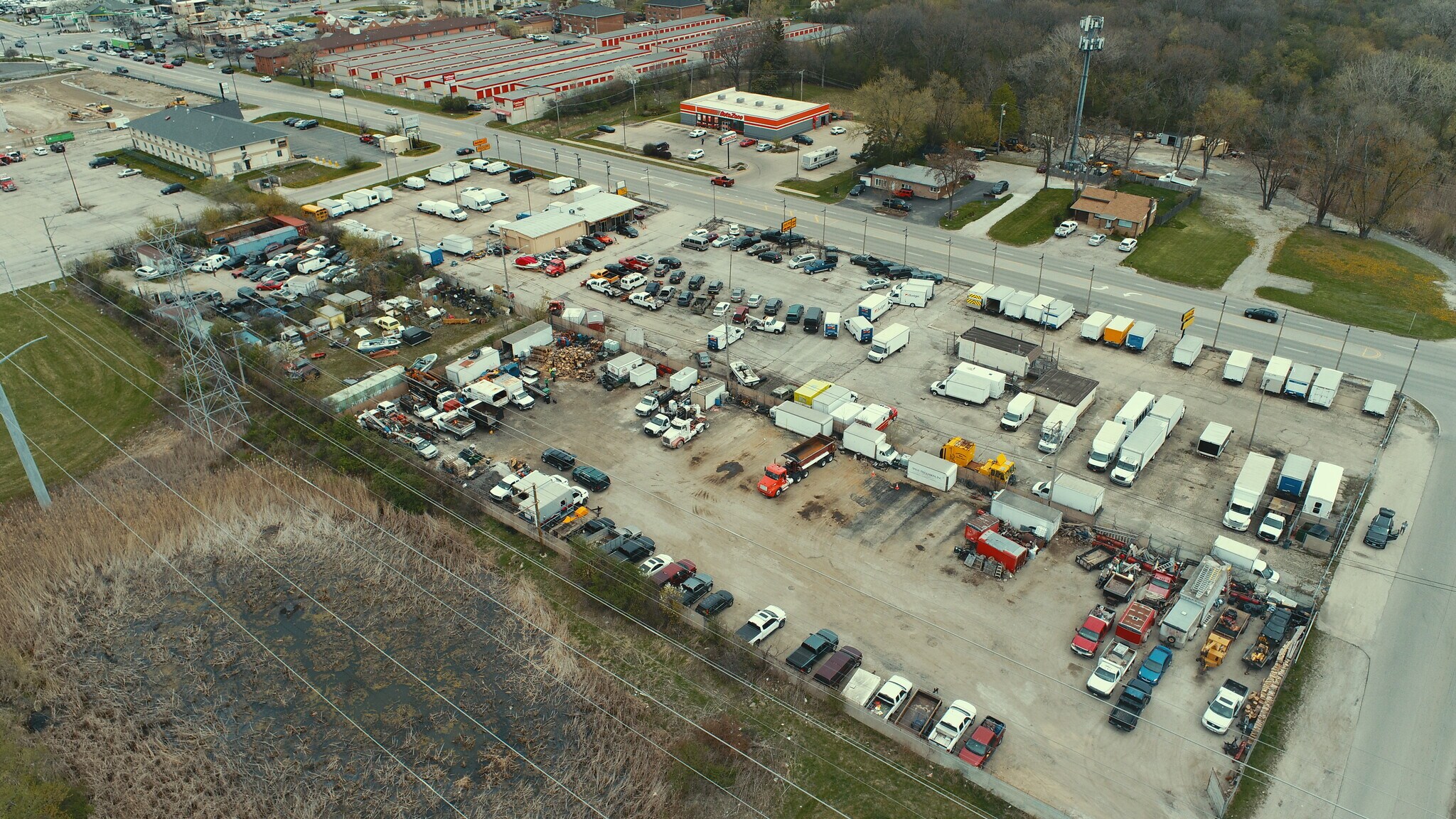 712 S Green Bay Rd, Waukegan, IL à louer Photo de l’immeuble– Image 1 sur 4