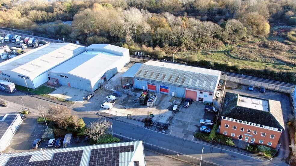 9 Granville Way, Bicester à louer - Photo de l’immeuble – Image 2 sur 39