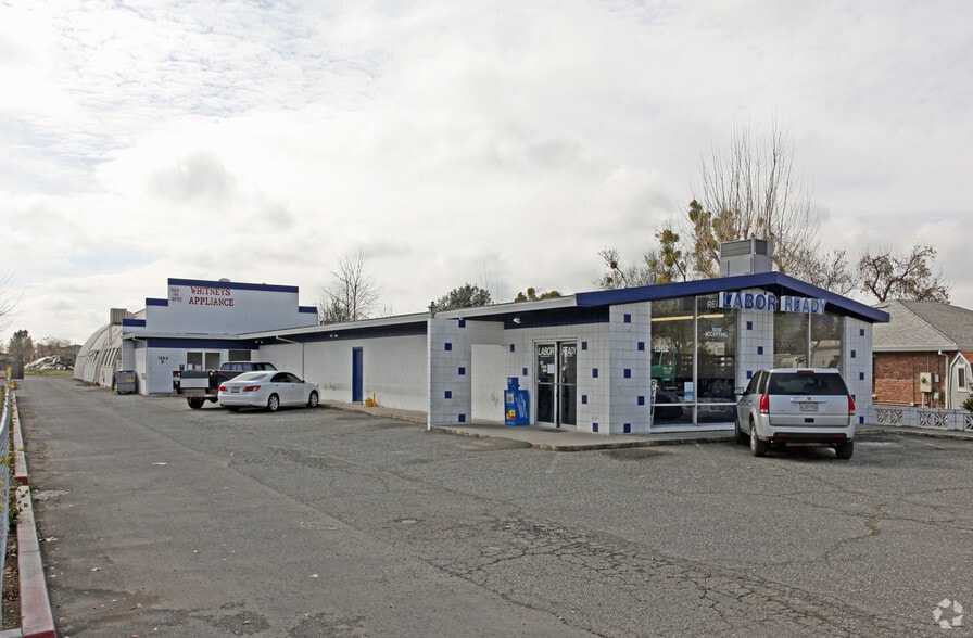 1362 Colusa Hwy, Yuba City, CA à louer - Photo principale – Image 1 sur 8