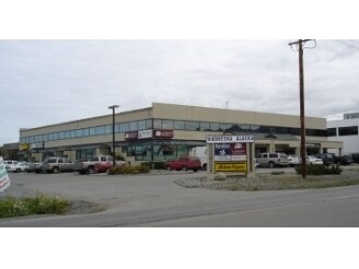 1301 Huffman Rd, Anchorage, AK à louer - Photo de l’immeuble – Image 2 sur 21