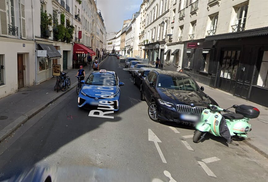 10 Rue Du Cherche-Midi, Paris à louer - Photo de l’immeuble – Image 1 sur 3