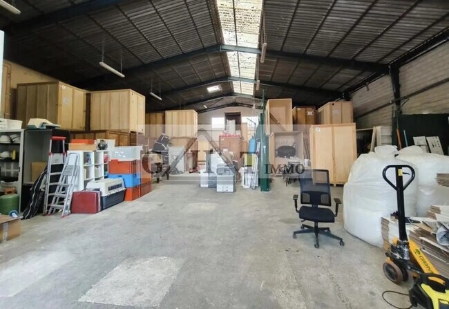 Plus de détails pour Industriel/Logistique à vendre
