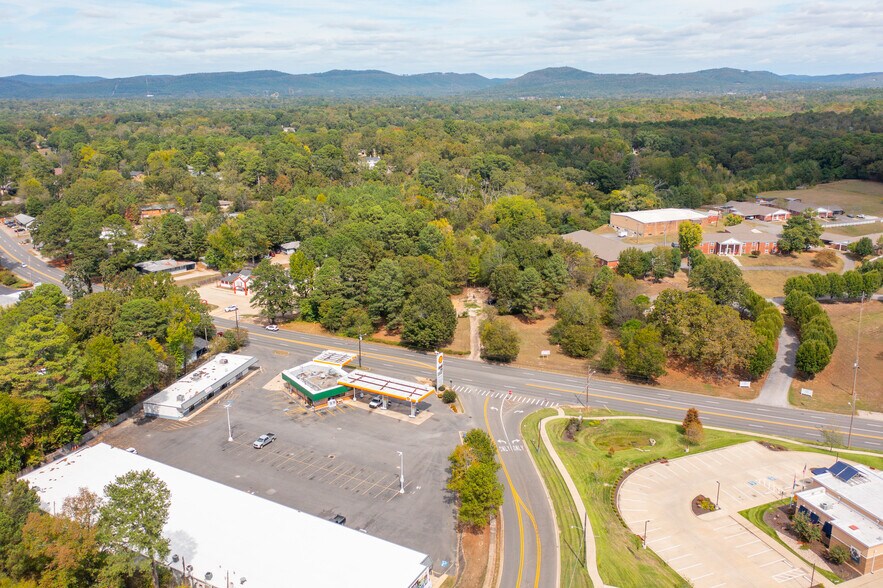 2241 Malvern Ave, Hot Springs, AR à vendre - Photo de l’immeuble – Image 3 sur 15