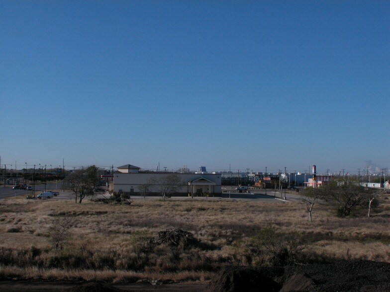 FM 1069 & Hwy 35, Aransas Pass, TX à vendre - Photo de l’immeuble – Image 3 sur 4