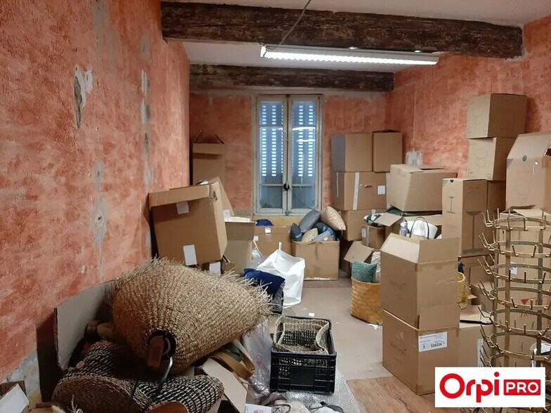 Local commercial dans Valence à louer - Photo de l’immeuble – Image 3 sur 3