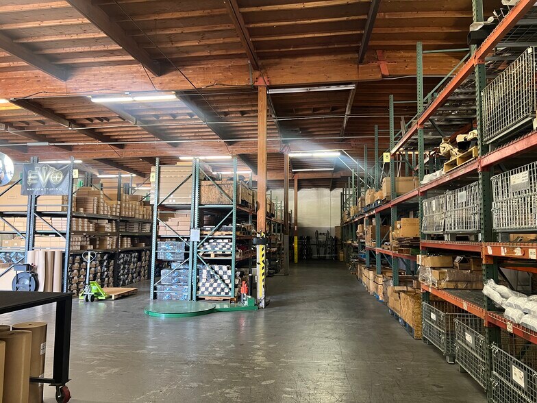 20420 S Susana Rd, Carson, CA à louer - Photo de l’immeuble – Image 3 sur 9