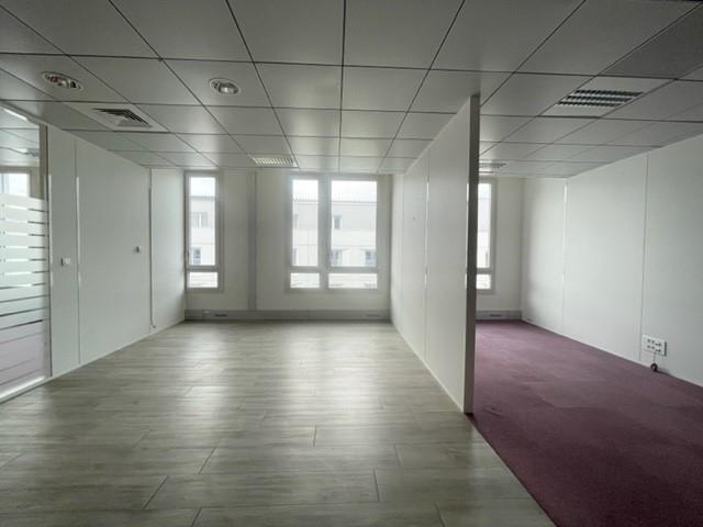 50 Quai Paul Sédallian, Lyon à louer - Photo de l’immeuble – Image 2 sur 7