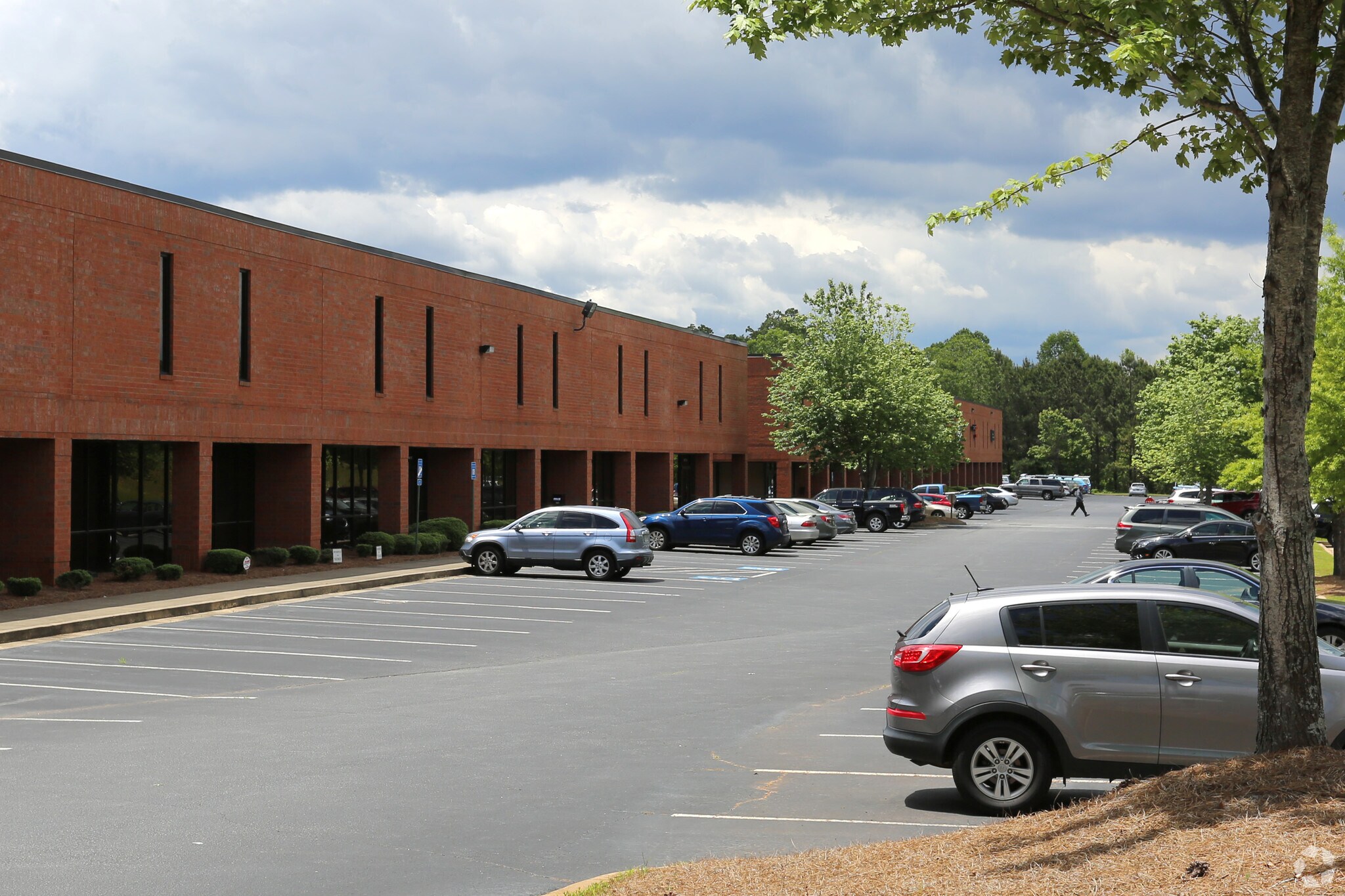 110 Londonderry Ct, Woodstock, GA à louer Photo principale– Image 1 sur 8