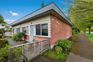 Plus de détails pour 8821 35th Ave SW, Seattle, WA - Logement à vendre