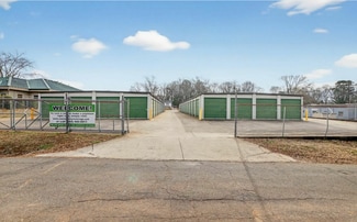 Plus de détails pour 939 N Logan St, Gaffney, SC - Spécialisé à vendre
