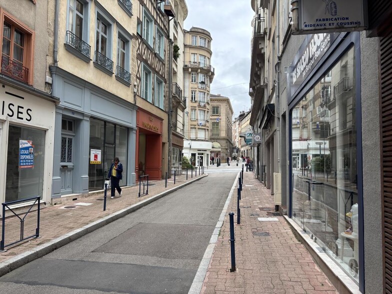 Local commercial dans Limoges à louer - Photo de l’immeuble – Image 1 sur 3