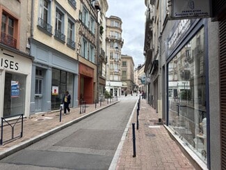 Plus de détails pour Local commercial à louer