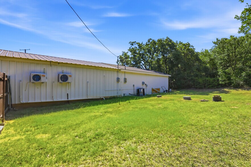 6720 Dick Price Rd, Mansfield, TX à louer - Photo de l’immeuble – Image 3 sur 27