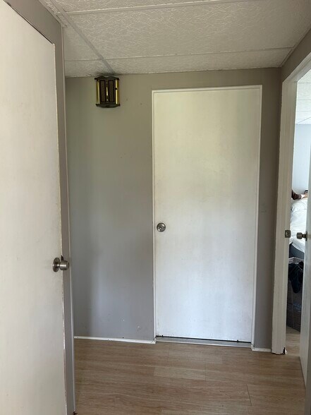 5355 Pickettville Rd, Jacksonville, FL à louer - Photo de l’immeuble – Image 3 sur 8