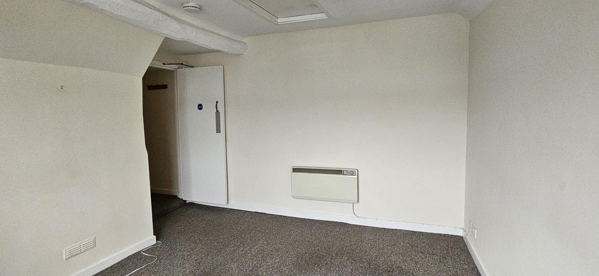 10-10B Mill St, Cannock à louer Photo intérieure– Image 1 sur 2