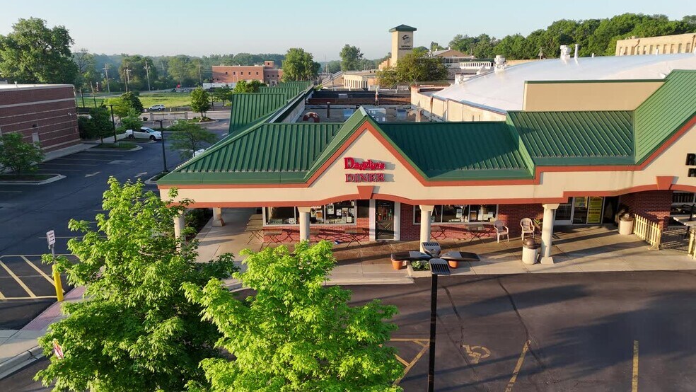 160 W Wilson St, Batavia, IL à louer - Vidéo sur l’annonce professionnelle – Image 2 sur 10