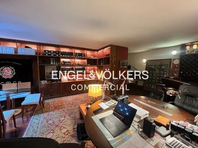 Immeuble residentiel dans Barcelone, Barcelona à vendre - Photo intérieure – Image 3 sur 11