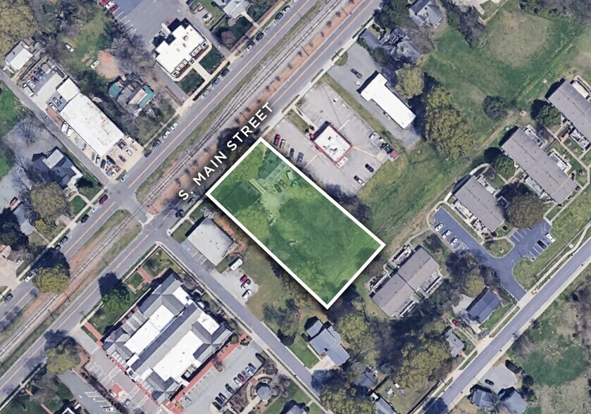 220-Unit Multi-Family Development portefeuille de 3 biens à vendre sur LoopNet.fr - Photo principale – Image 2 sur 3