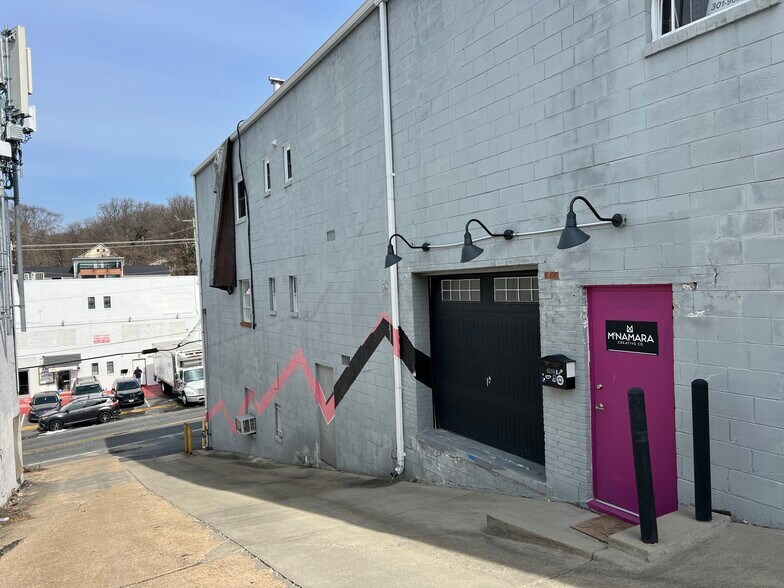 4216 Howard Ave, Kensington, MD à louer - Photo de l’immeuble – Image 2 sur 3