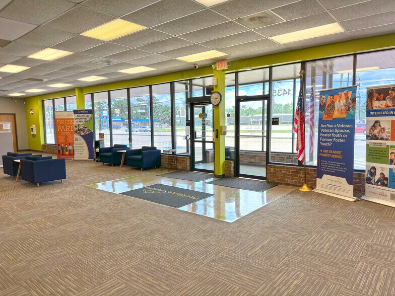 14355 Wallisville Rd, Houston, TX à louer - Hall d’entrée – Image 3 sur 7