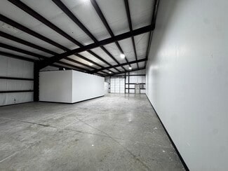Plus de détails pour 8224 Glade, Oklahoma City, OK - Local d'activités à louer