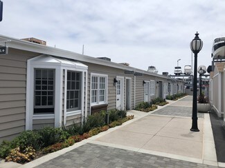 Plus de détails pour 151 Shipyard Way, Newport Beach, CA - Bureau à louer