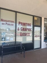 6658 Ridge Rd, Port Richey, FL à louer Photo de l’immeuble– Image 1 sur 7