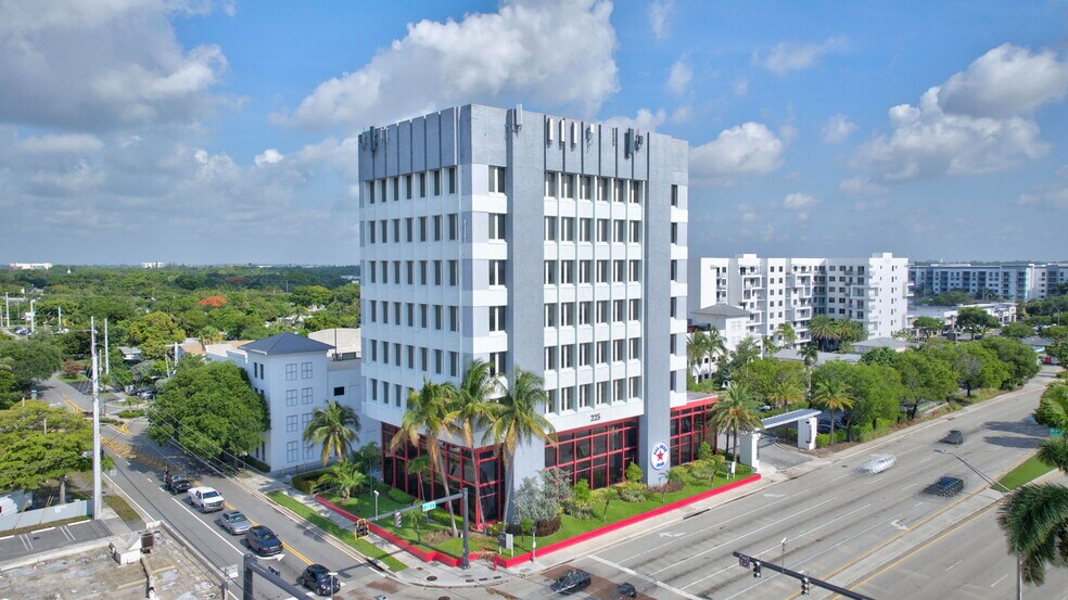 225 N Federal Hwy, Pompano Beach, FL à louer - Photo de l’immeuble – Image 3 sur 21
