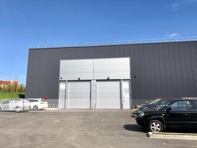 Plus de détails pour Local d'activités à louer