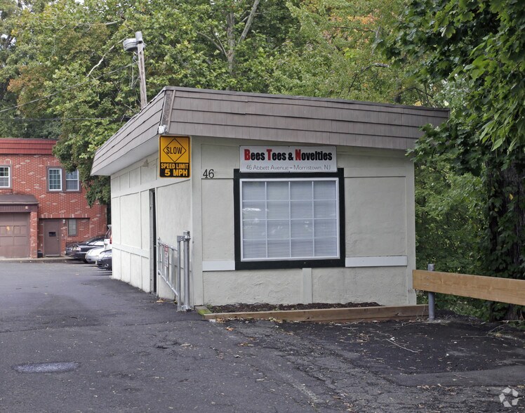 44-46 Abbett Ave, Morristown, NJ à louer - Photo de l’immeuble – Image 2 sur 2