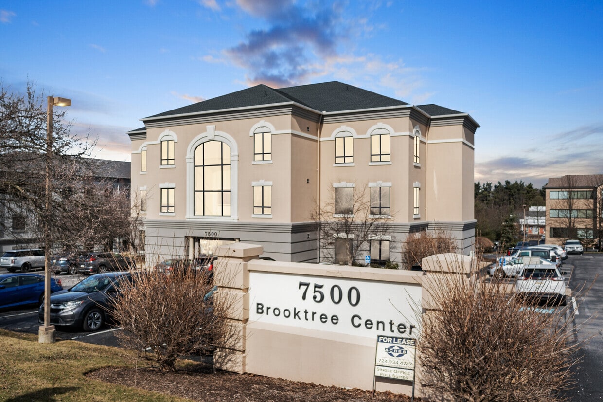 7500 Brooktree Rd, Wexford, PA à louer Photo intérieure– Image 1 sur 4