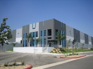 Plus de détails pour 6250 Sycamore Canyon Blvd, Riverside, CA - Industriel/Logistique à louer
